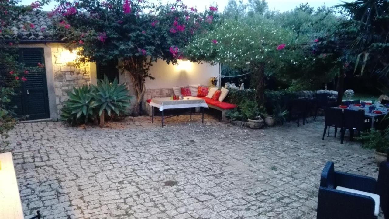 Hotel Oasi Di Campagna Modica Exterior foto